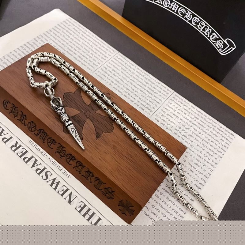 Ch**me He**ts necklaces